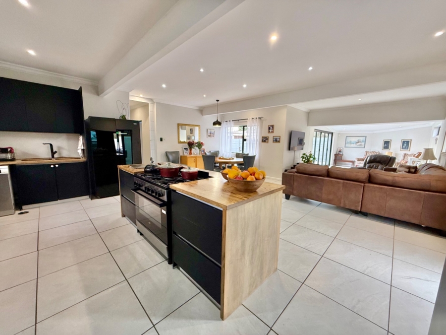 4 Bedroom Property for Sale in Fernglen Eastern Cape